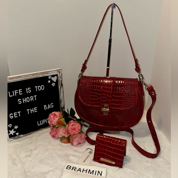Brahmin Cynthia and Jane wallet in Red Glissandro - Picture 1 of 14